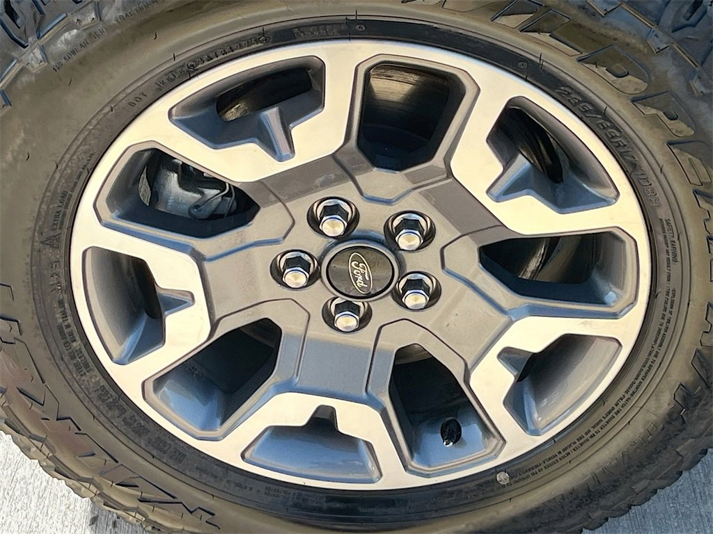 Used 2023 Ford Maverick Lariat w/ Lariat Luxury Package image 32