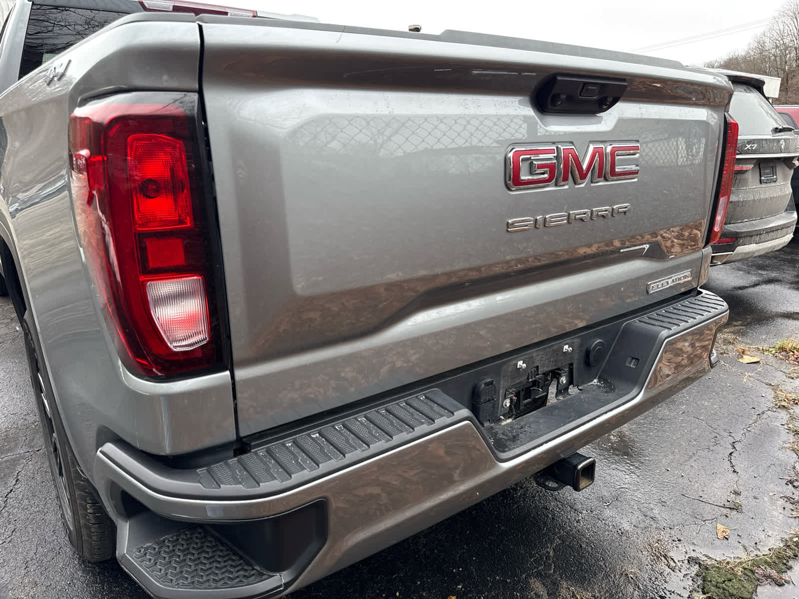 Used 2024 GMC Sierra 1500 Elevation image 6