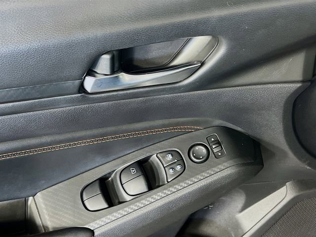 Used 2020 Nissan Altima 2.5 SR image 11