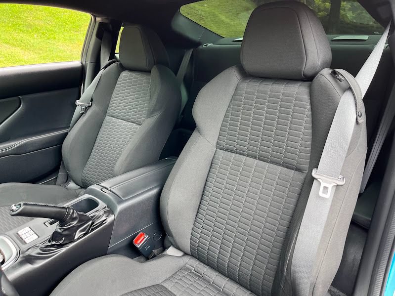 Used 2023 Toyota GR86 w/ ALL Weather Mat Package (TMS) RWD image 9