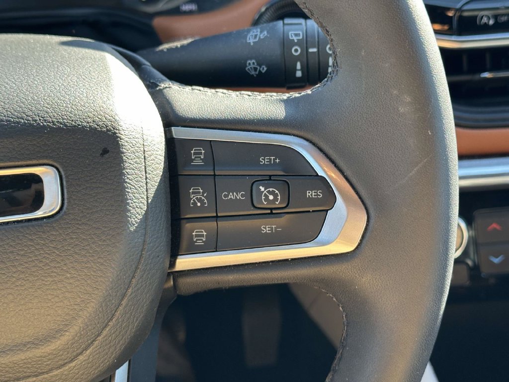 Used 2024 Jeep Compass Limited AWD/4WD image 23