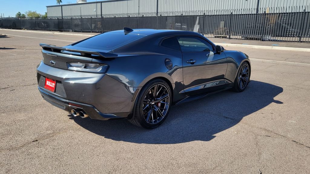 Used 2017 Chevrolet Camaro ZL1 image 9