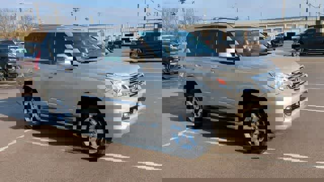 Used 2012 Lexus GX 460 w/ Comfort Plus Pkg image 2