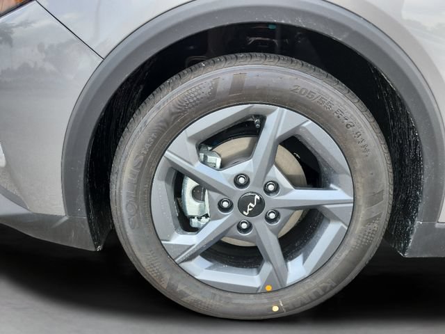 New 2026 Kia K4 FWD image 28