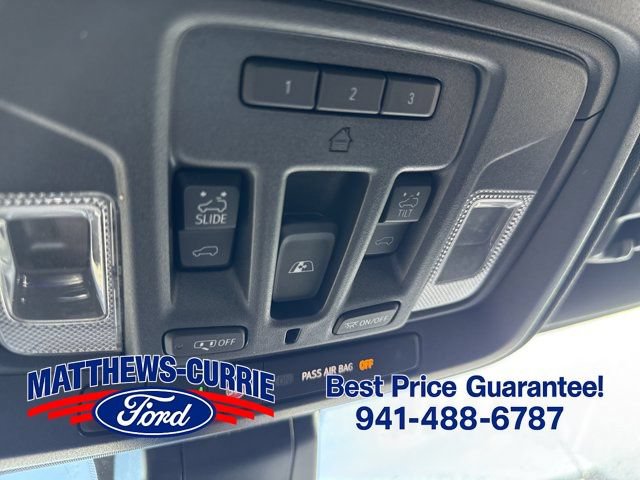 Used 2022 GMC Sierra 2500 AT4 w/ AT4 Premium Plus Package AWD/4WD image 27