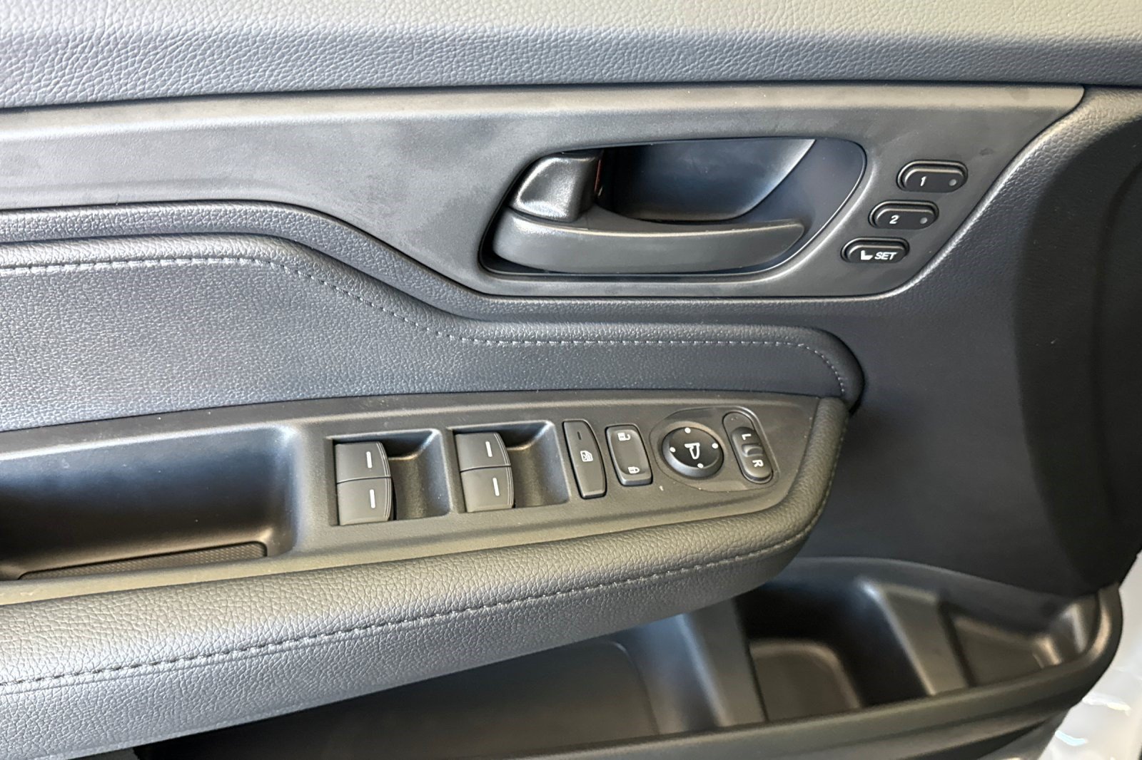 New 2027 Honda Odyssey EX-L image 31