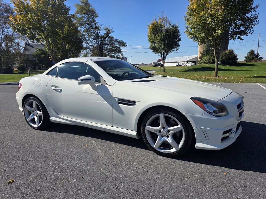 Used 2012 Mercedes-Benz SLK 250 image 28