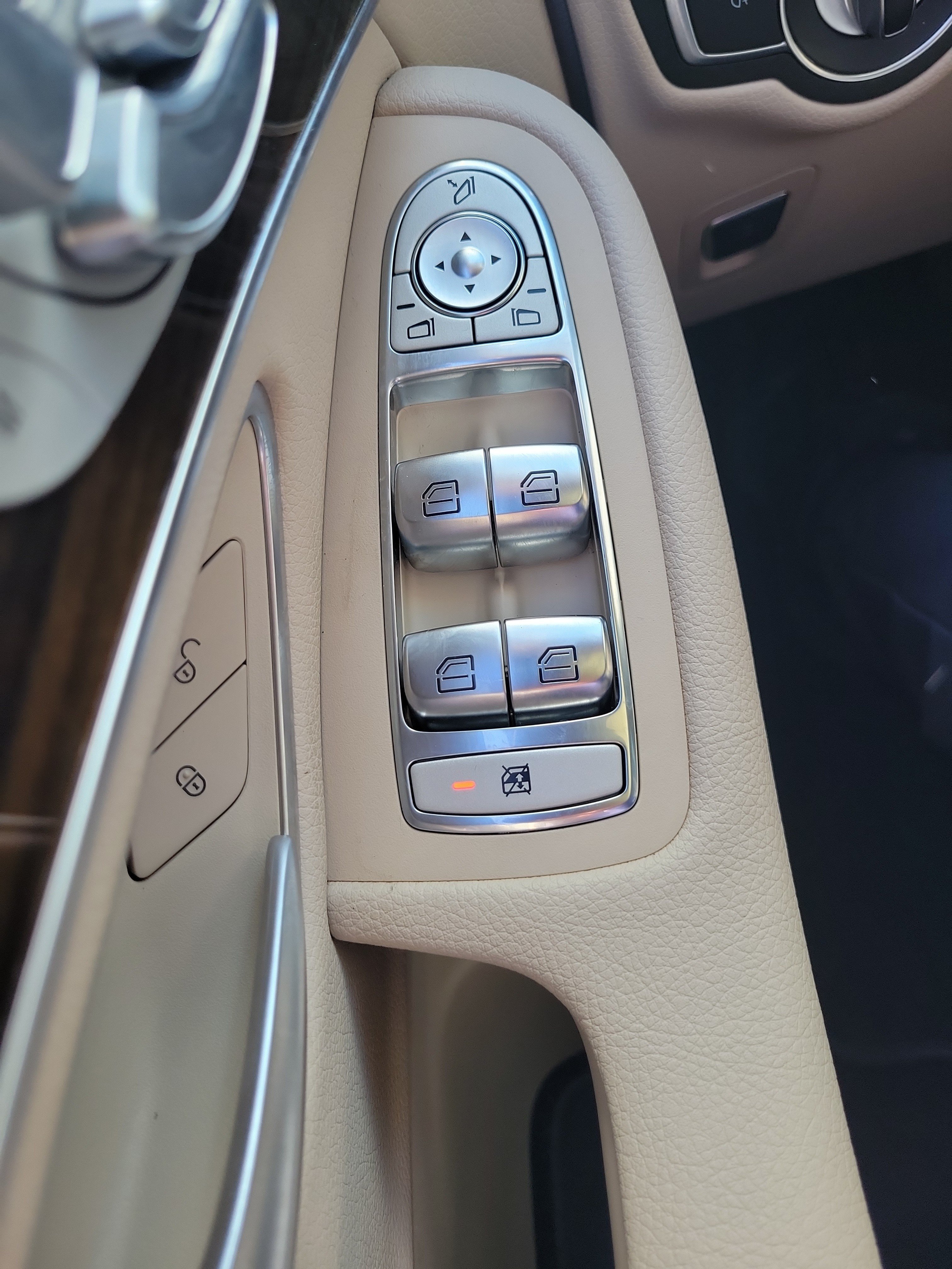 Used 2021 Mercedes-Benz GLC 300 image 22