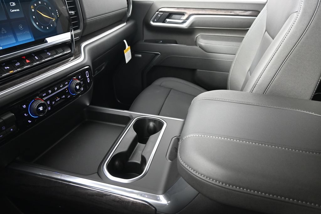 New 2026 Chevrolet Silverado 2500 LTZ w/ LTZ Plus Package AWD/4WD image 30