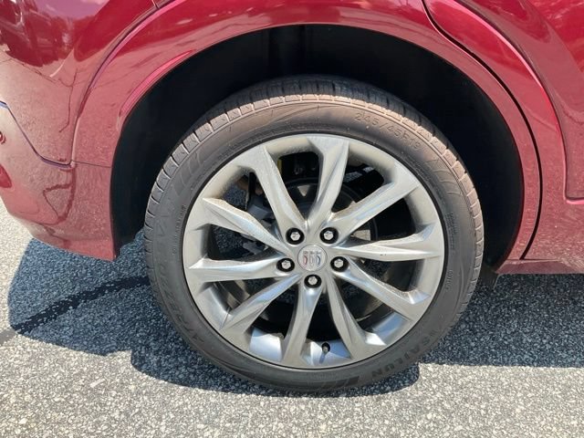 Used 2025 Buick Encore GX Avenir w/ Avenir Technology Package AWD/4WD image 26