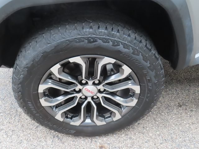 Used 2023 GMC Canyon Denali AWD/4WD image 17