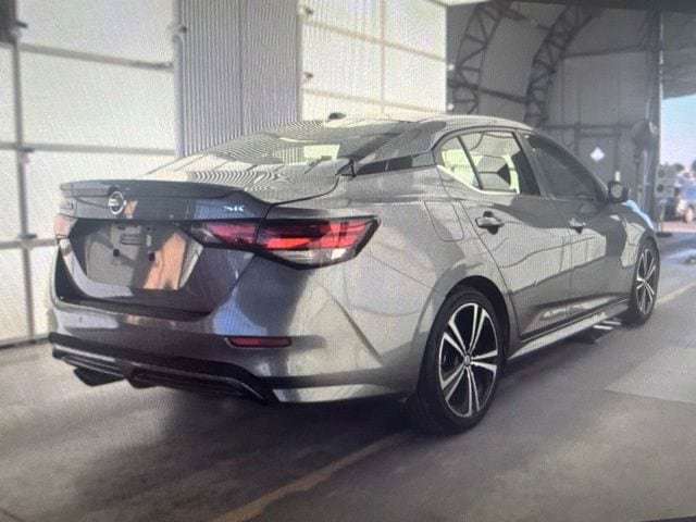 Used 2021 Nissan Sentra SR FWD image 7