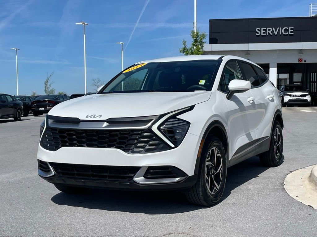 Certified 2024 Kia Sportage LX AWD/4WD image 3