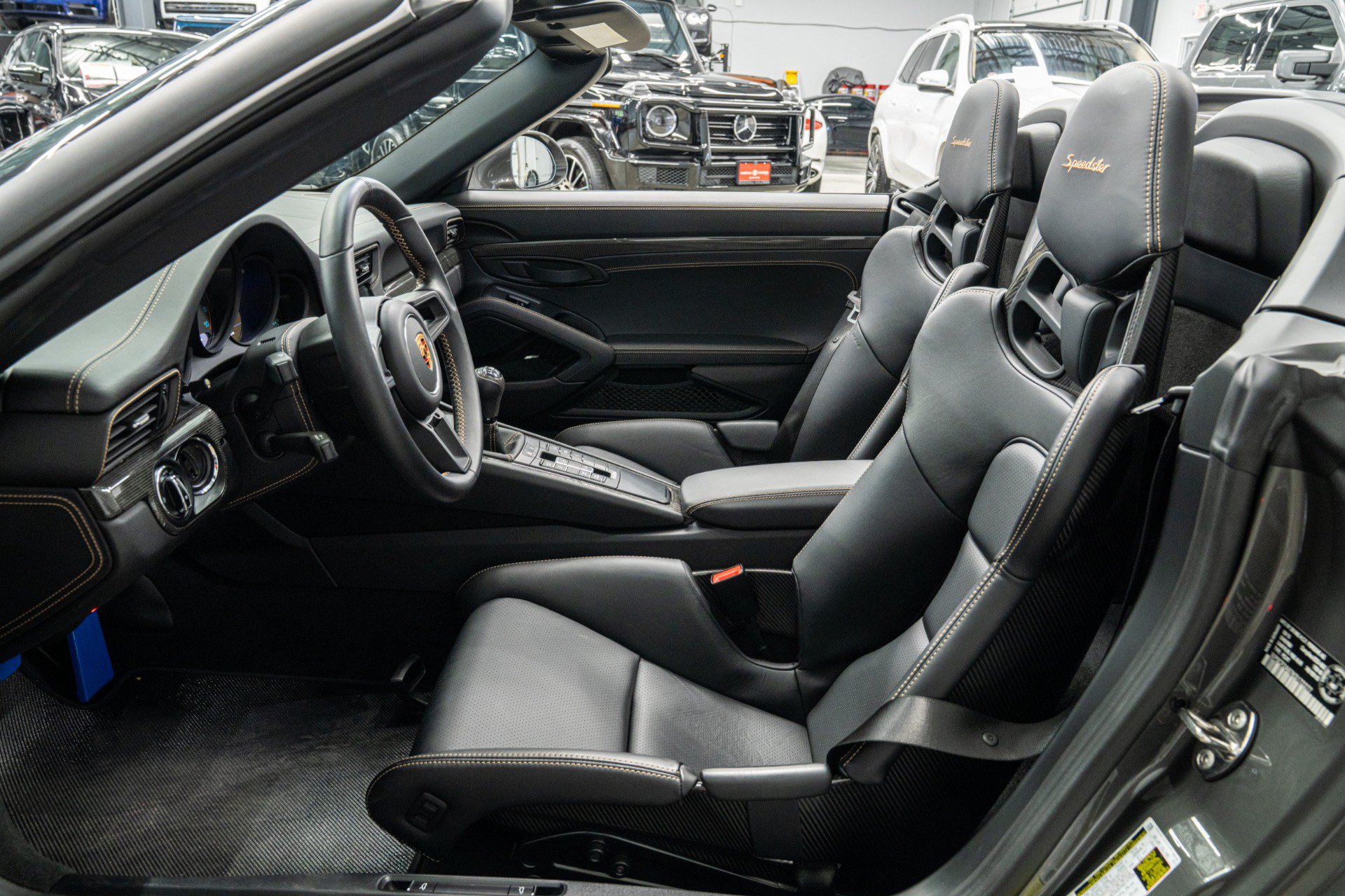 Used 2019 Porsche 911 Speedster RWD image 35