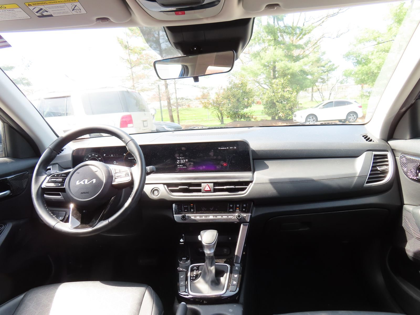 Used 2024 Kia Seltos EX image 15