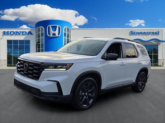 Used 2025 Honda Pilot Sport image 1
