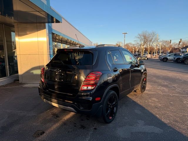 Used 2021 Chevrolet Trax LT w/ Redline Edition image 7