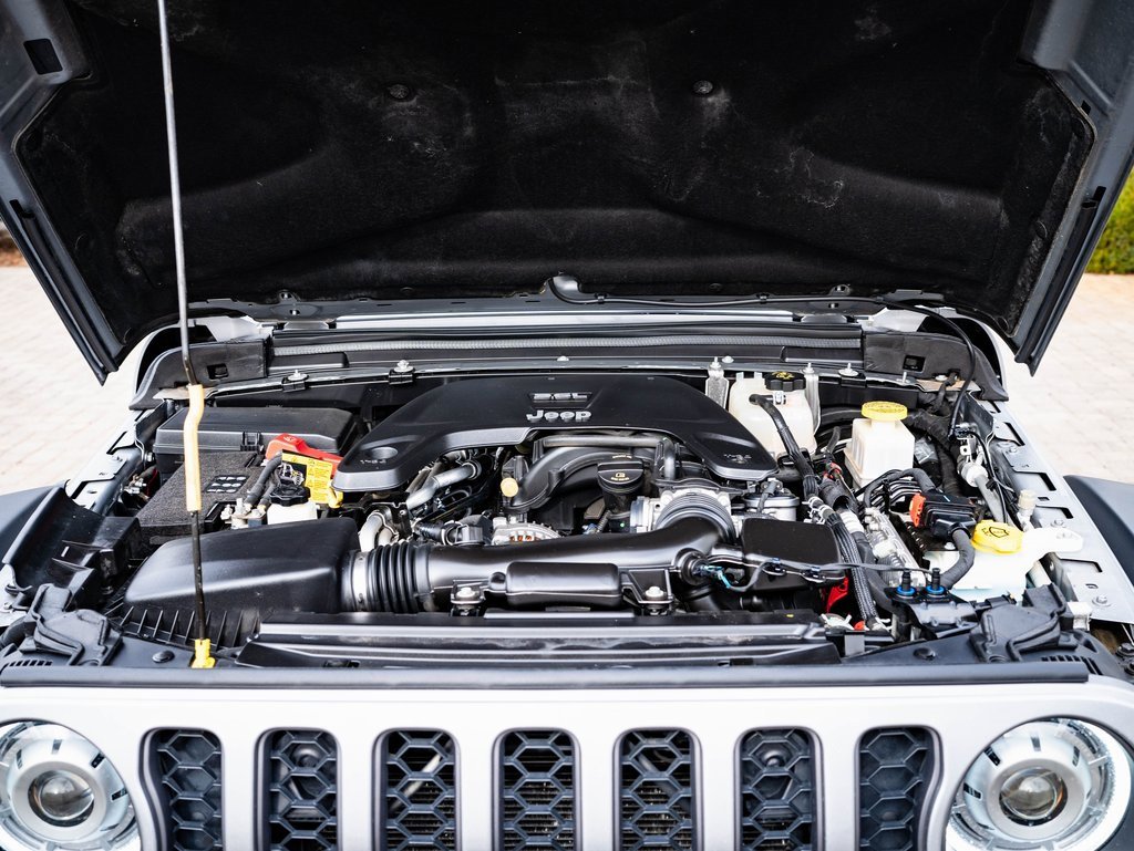 Used 2021 Jeep Gladiator Mojave w/ Trailer Tow Package image 39