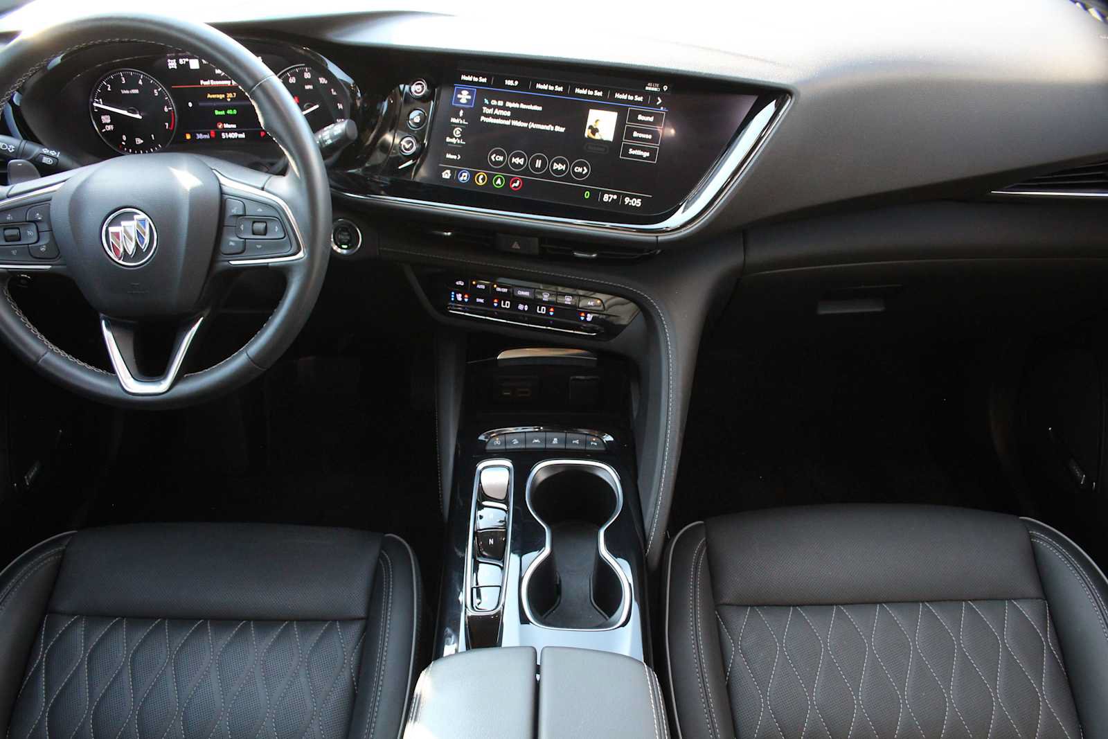 Used 2023 Buick Envision Avenir AWD/4WD image 34