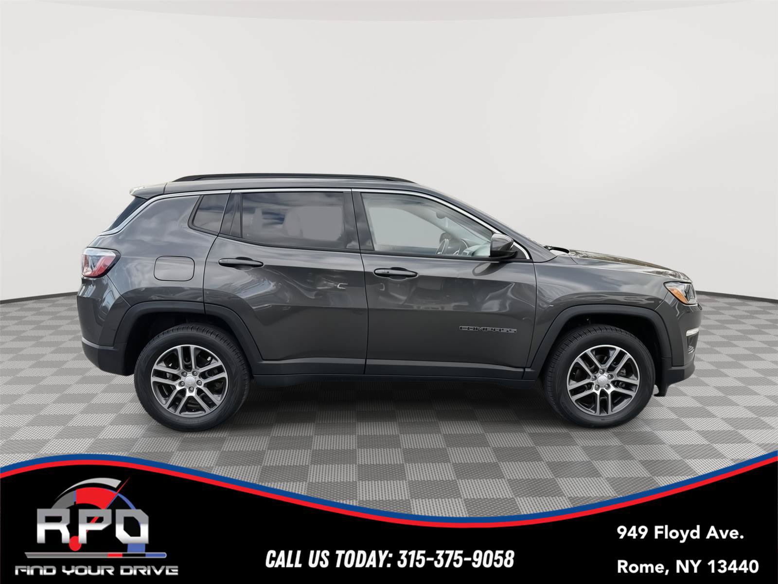 Used 2018 Jeep Compass Latitude AWD/4WD image 6