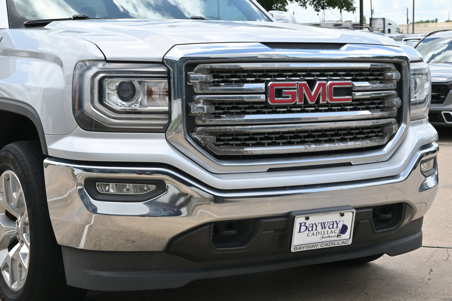 Used 2017 GMC Sierra 1500 SLT w/ SLT Premium Package AWD/4WD image 28
