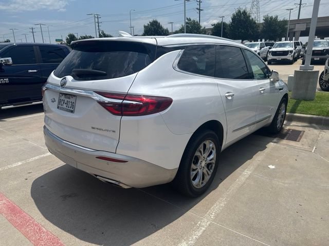 Used 2019 Buick Enclave Avenir w/ Avenir Technology Package FWD image 3