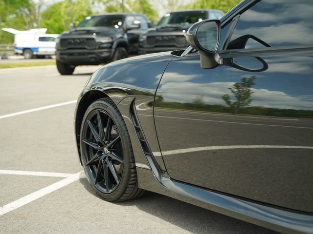 Used 2024 Toyota GR86 Premium RWD image 30