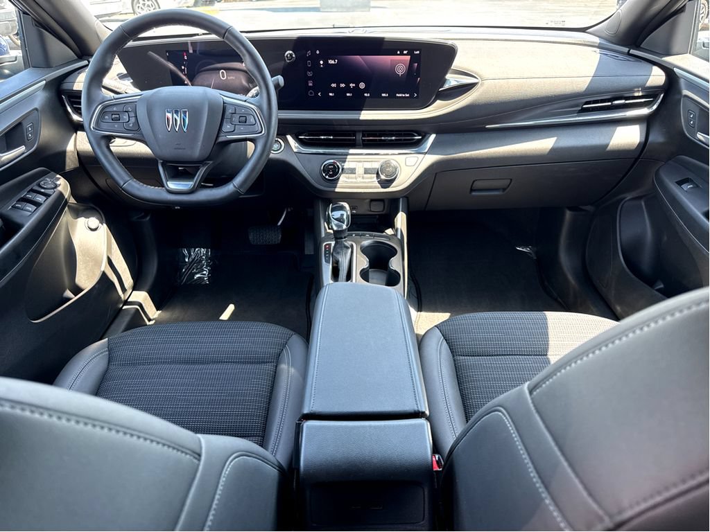 Used 2025 Buick Envista Preferred w/ Convenience I Package FWD image 13