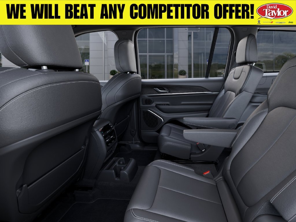 New 2026 Jeep Grand Cherokee L Limited w/ MOPAR Finishing Package AWD/4WD image 24