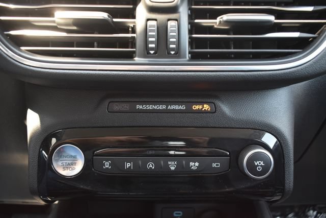 Used 2023 Ford Escape Platinum AWD/4WD image 30