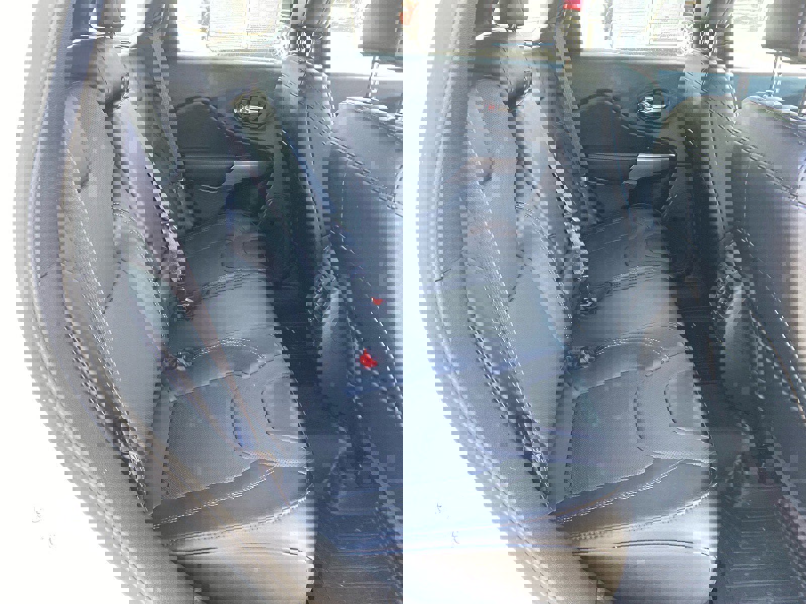 Used 2022 Jeep Cherokee Limited image 25