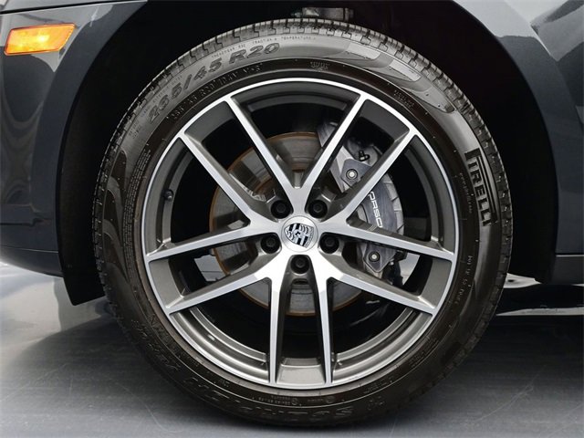 Used 2025 Porsche Macan image 6