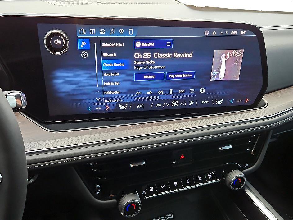 New 2026 Chevrolet Suburban Z71 w/ Z71 Off-Road Package image 20