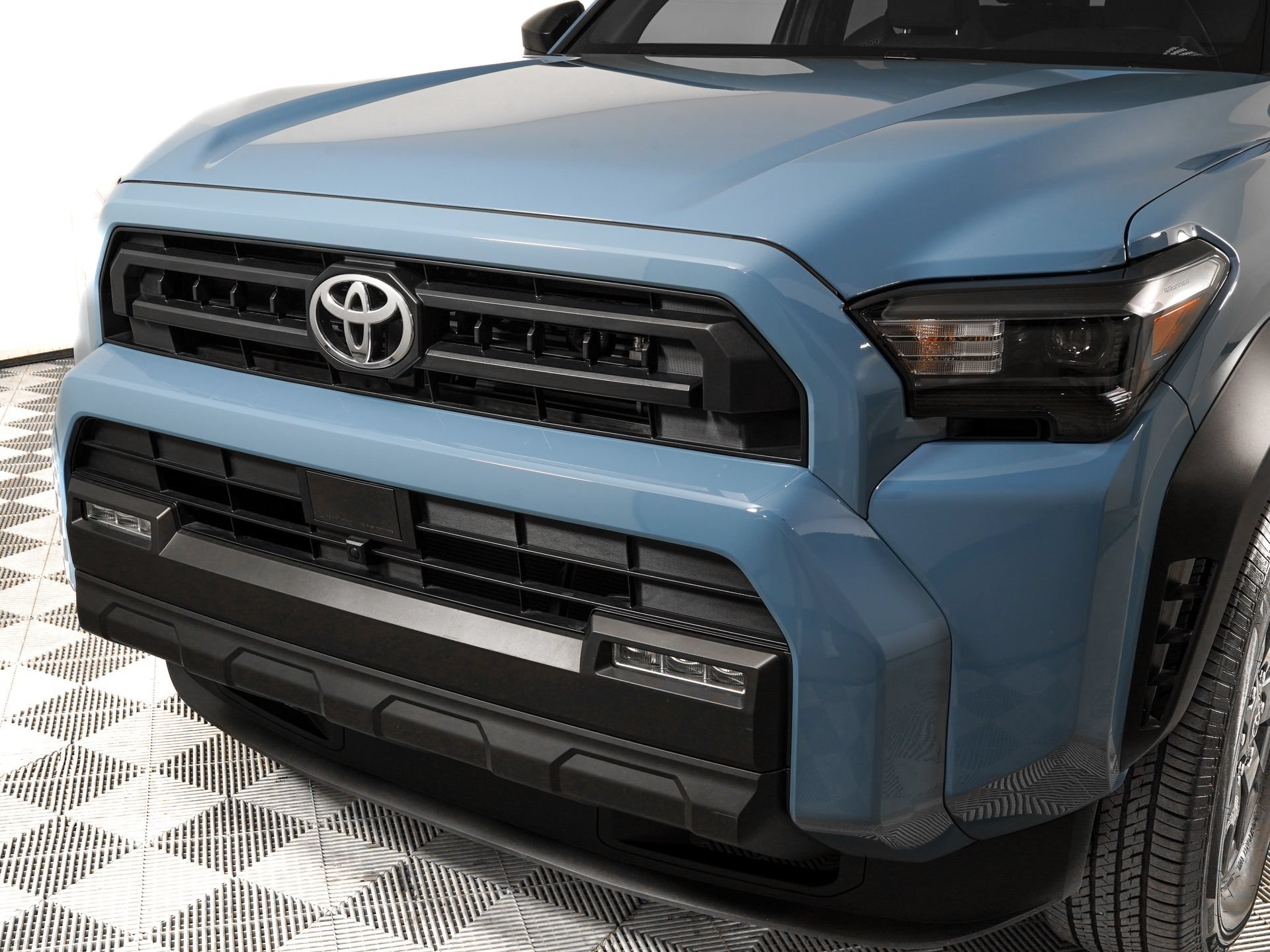 Used 2026 Toyota 4Runner SR5 AWD/4WD image 26