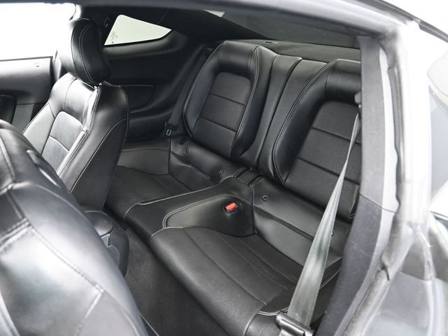 Used 2022 Ford Mustang GT Premium image 23