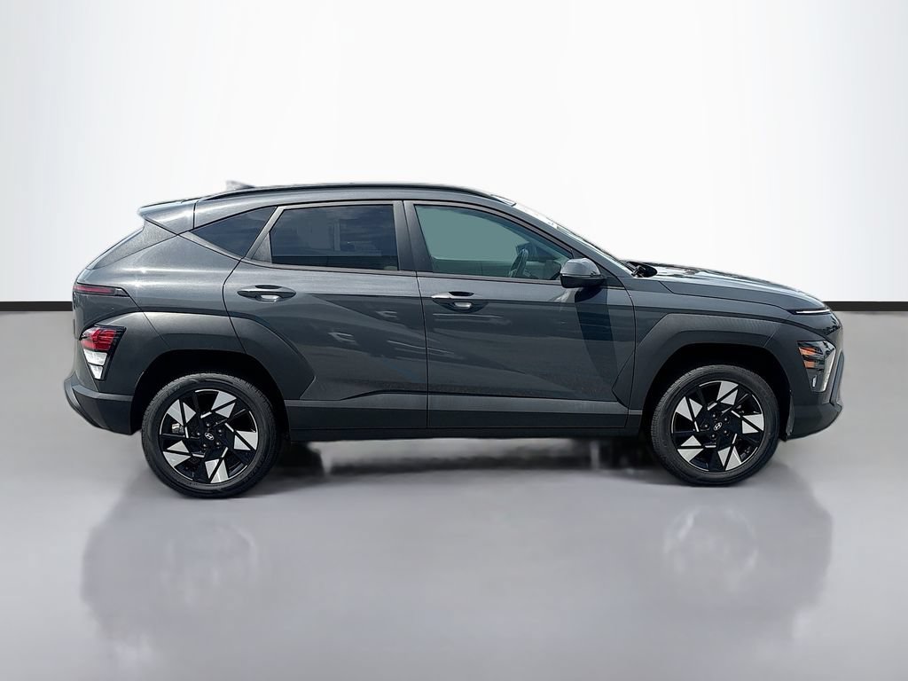 Used 2024 Hyundai Kona SEL AWD/4WD image 4