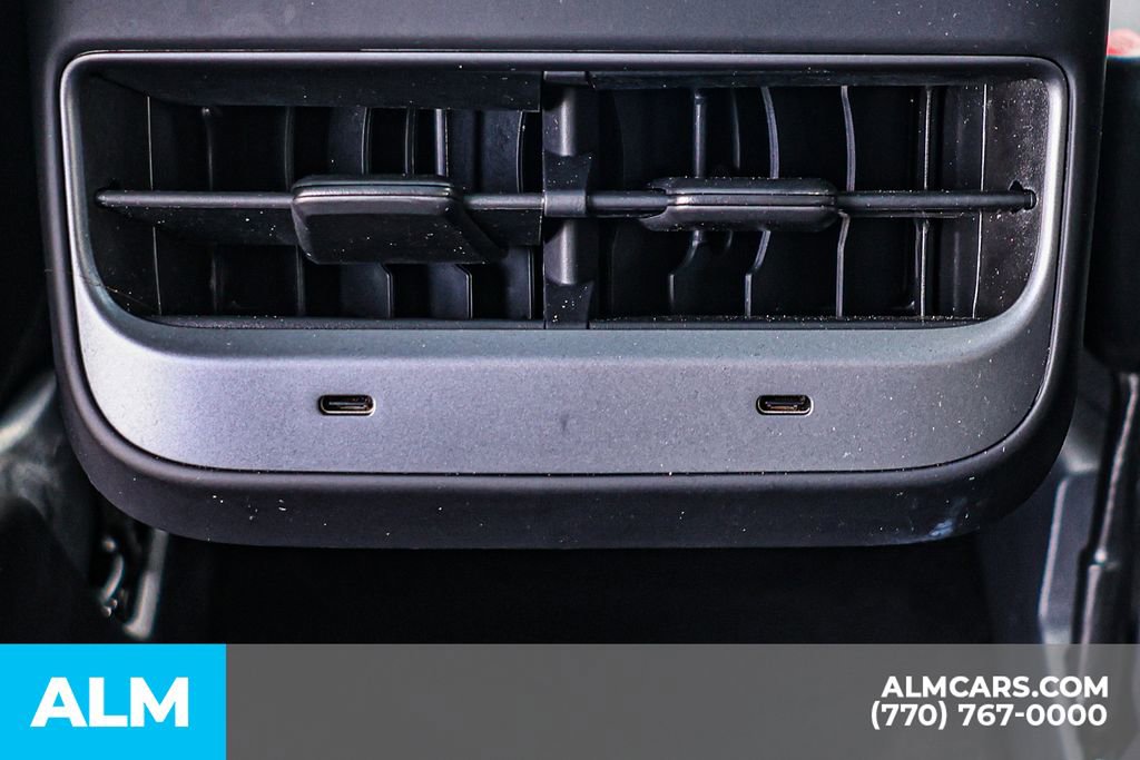 Used 2021 Tesla Model Y Long Range image 50