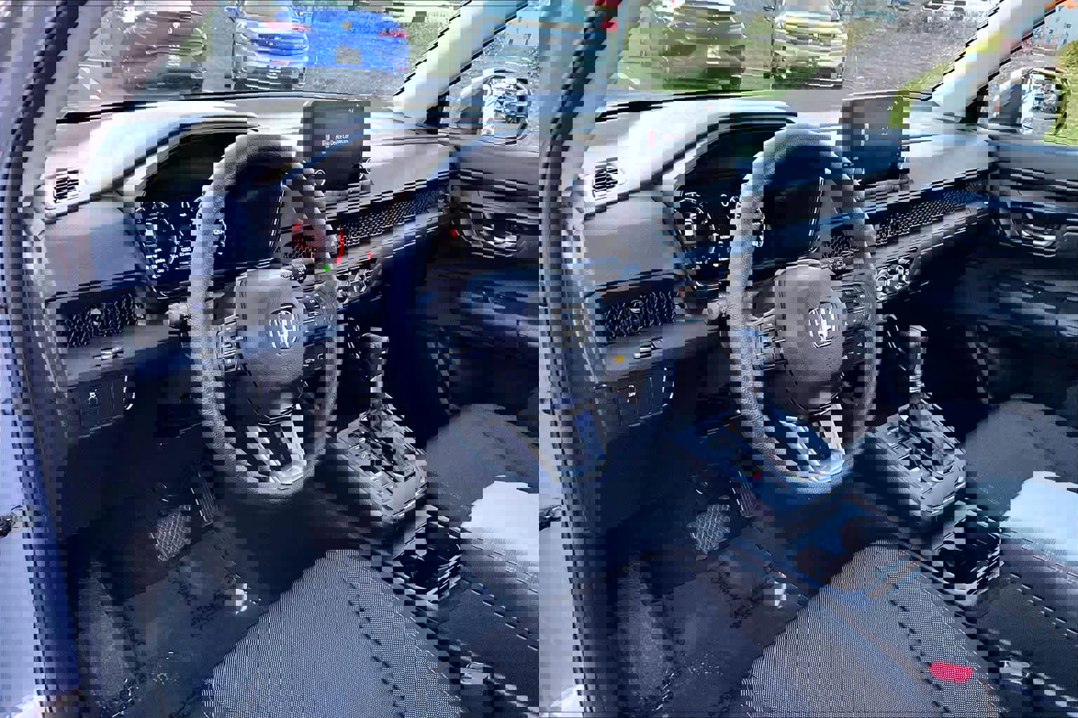 Used 2023 Honda CR-V LX image 16