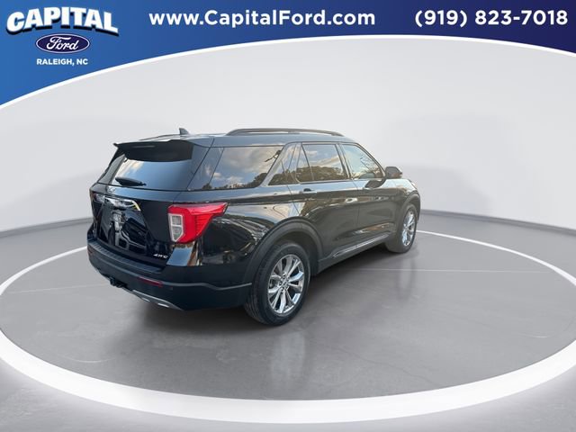 Certified 2023 Ford Explorer XLT w/ Equipment Group 202A image 8