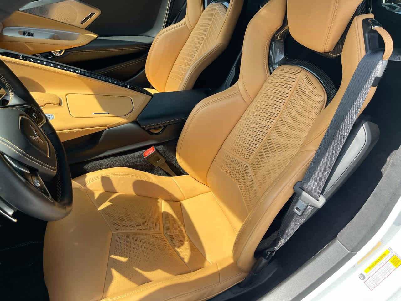 Used 2023 Chevrolet Corvette Stingray Premium Cpe w/ Z51 Performance Package image 17