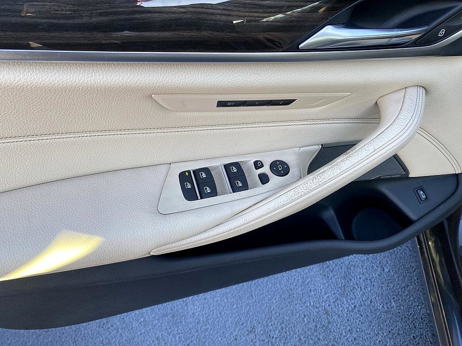 Used 2017 BMW 530i 530i image 9