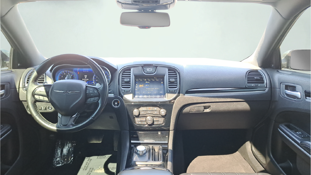 Used 2022 Chrysler 300 S RWD image 17