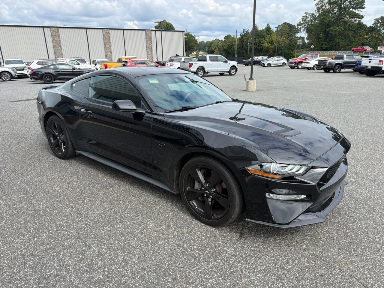 Used 2021 Ford Mustang GT Premium w/ Black Accent Package RWD image 8