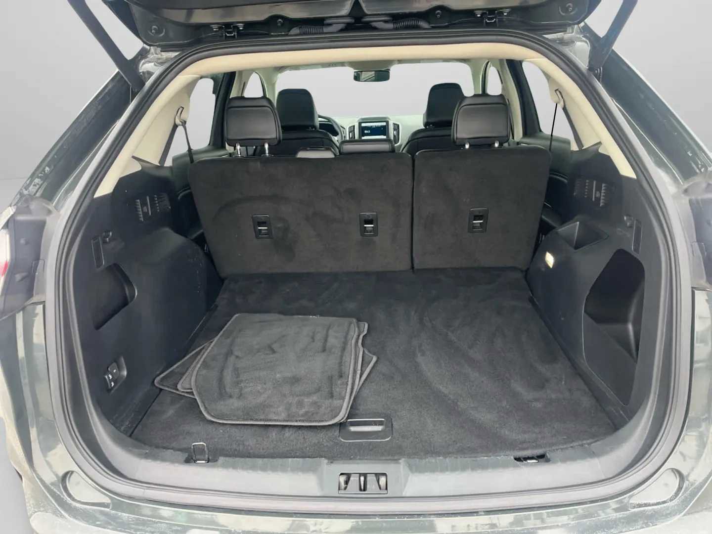 Used 2024 Ford Edge SEL w/ Convenience Package image 19