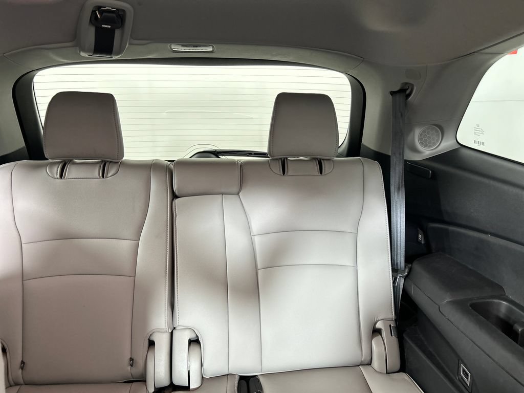 Used 2020 Honda Pilot Touring image 20