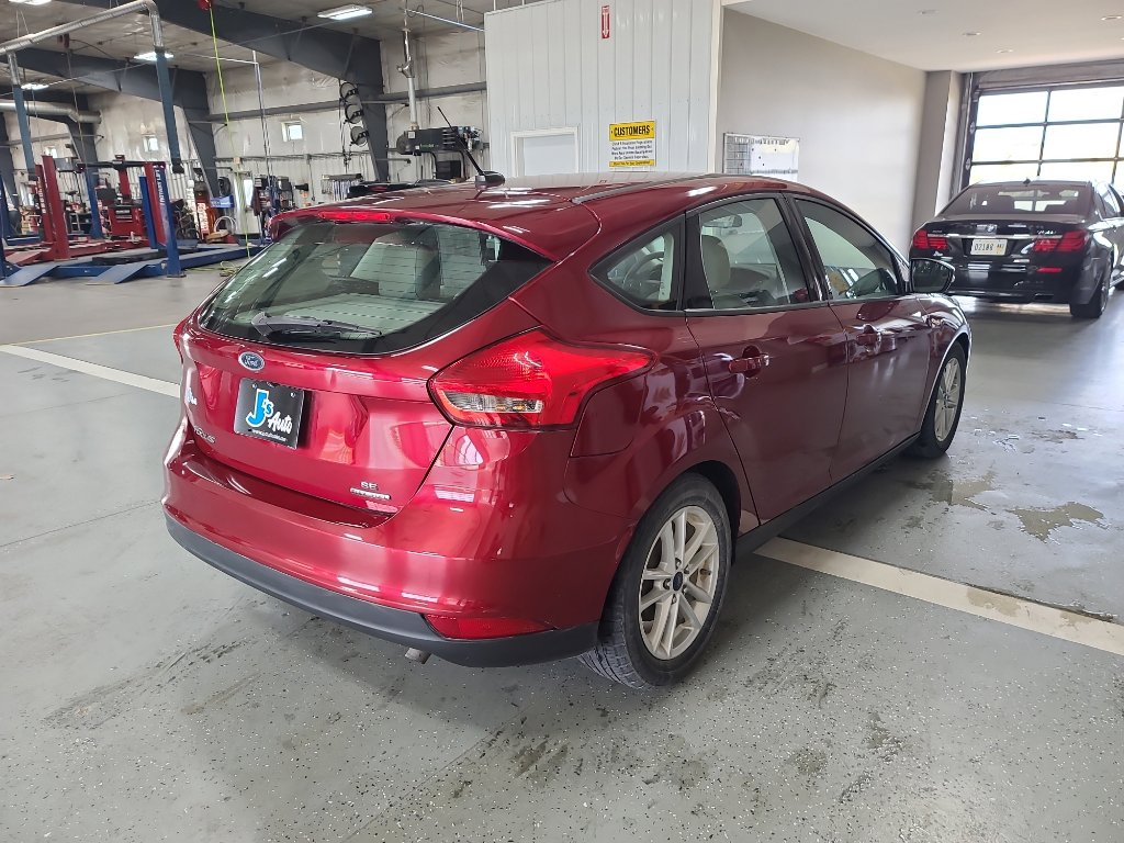 Used 2016 Ford Focus SE image 6