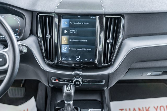 Used 2020 Volvo XC60 T6 Momentum image 19