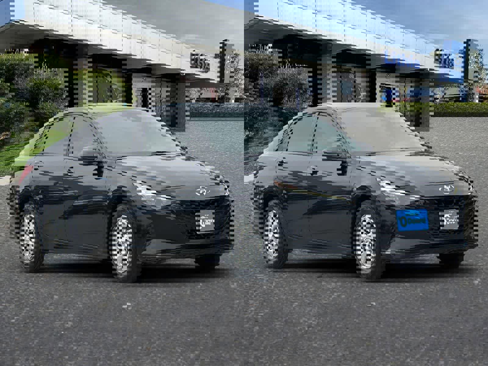 Used 2021 Hyundai Elantra SE image 10