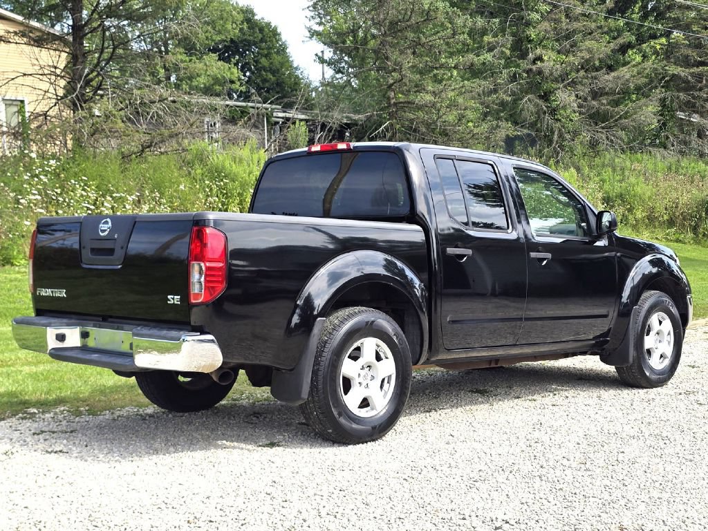 Used 2005 Nissan Frontier SE w/ (P01) Power Pkg AWD/4WD image 9