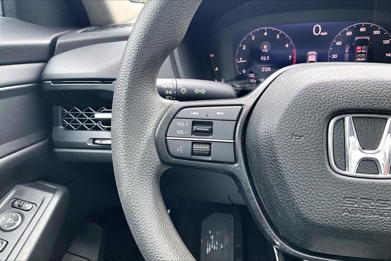 Used 2023 Honda Accord EX image 24